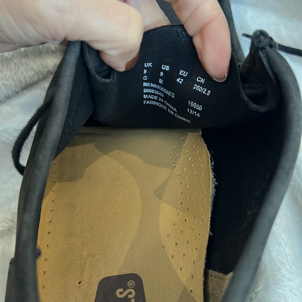 Clarks - Picture 5 of 5